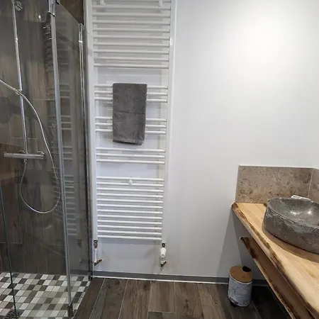 Spacieux Pres Du Avec Spa, Aire De Jeux, Wifi Et Activites Variees - Fr-1-589-767 * Chaumousey