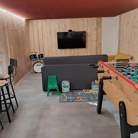 Spacieux Pres Du Avec Spa, Aire De Jeux, Wifi Et Activites Variees - Fr-1-589-767 * Chaumousey