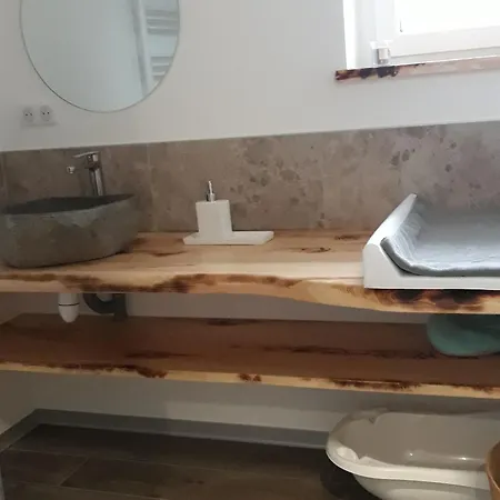 Holiday home Spacieux Pres Du Avec Spa, Aire De Jeux, Wifi Et Activites Variees - Fr-1-589-767